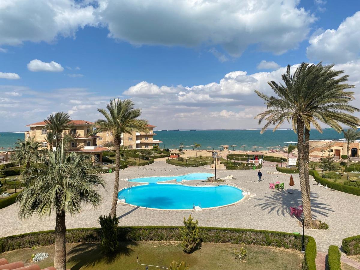 Tolip Inn Resort Fāʼid Екстериор снимка
