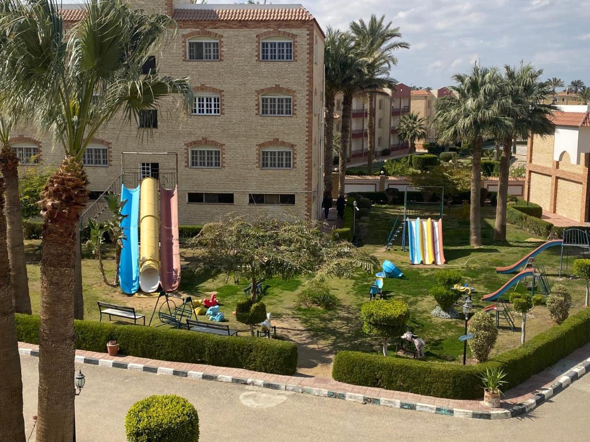 Tolip Inn Resort Fāʼid Екстериор снимка