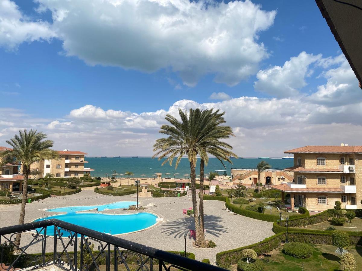 Tolip Inn Resort Fāʼid Екстериор снимка
