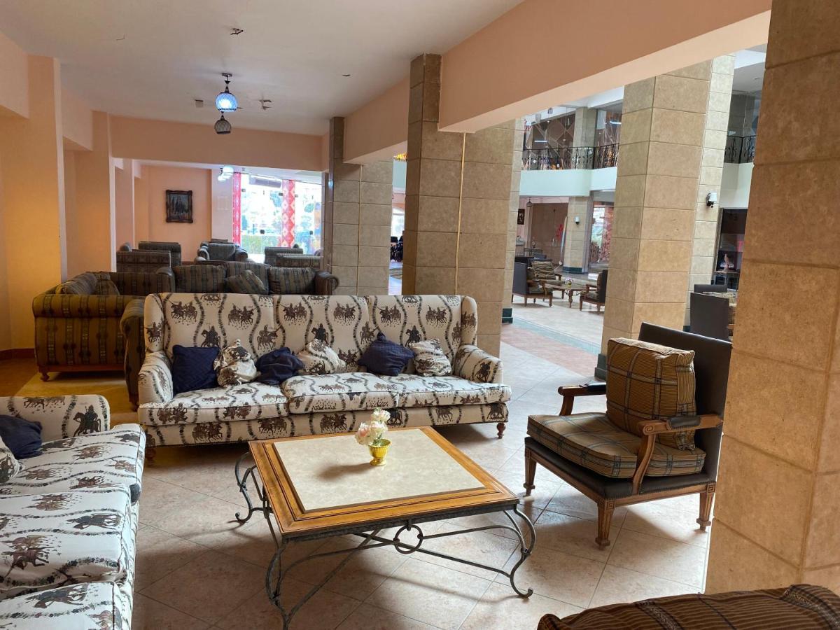 Tolip Inn Resort Fāʼid Екстериор снимка