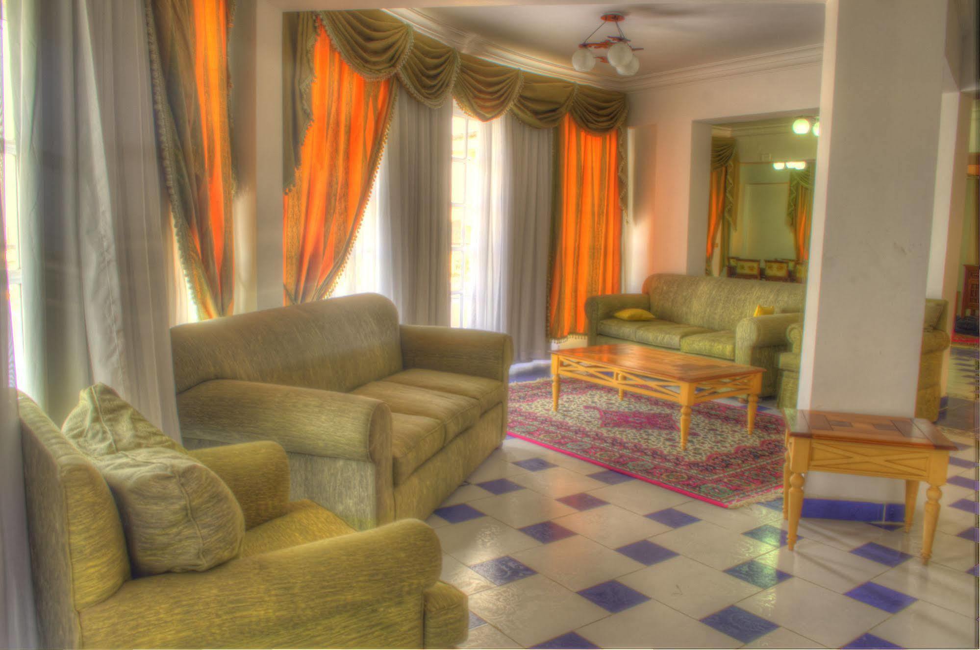 Tolip Inn Resort Fāʼid Екстериор снимка