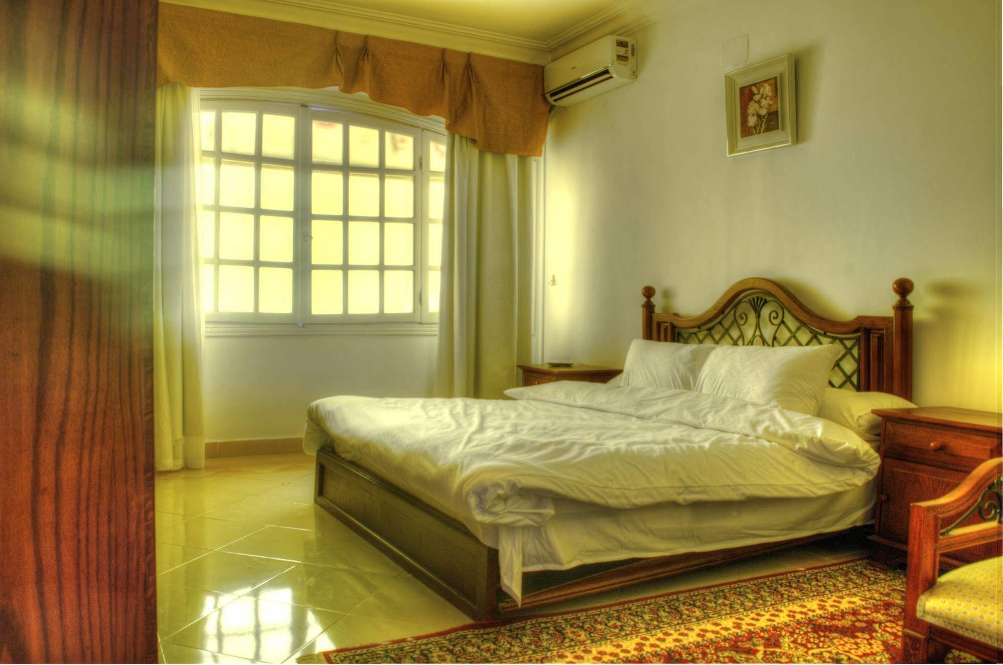Tolip Inn Resort Fāʼid Екстериор снимка